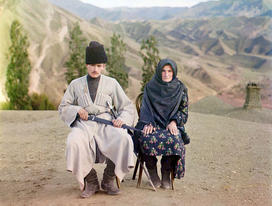 Homem e mulher muçulmana no Daguestão 
