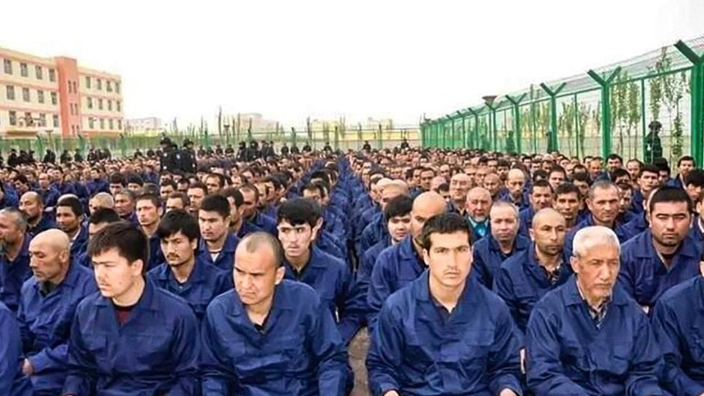 Campos de Reeducação para Uighurs
